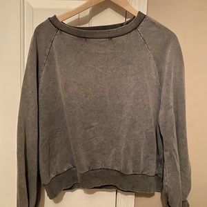 SUPER COMFY CREWNECK